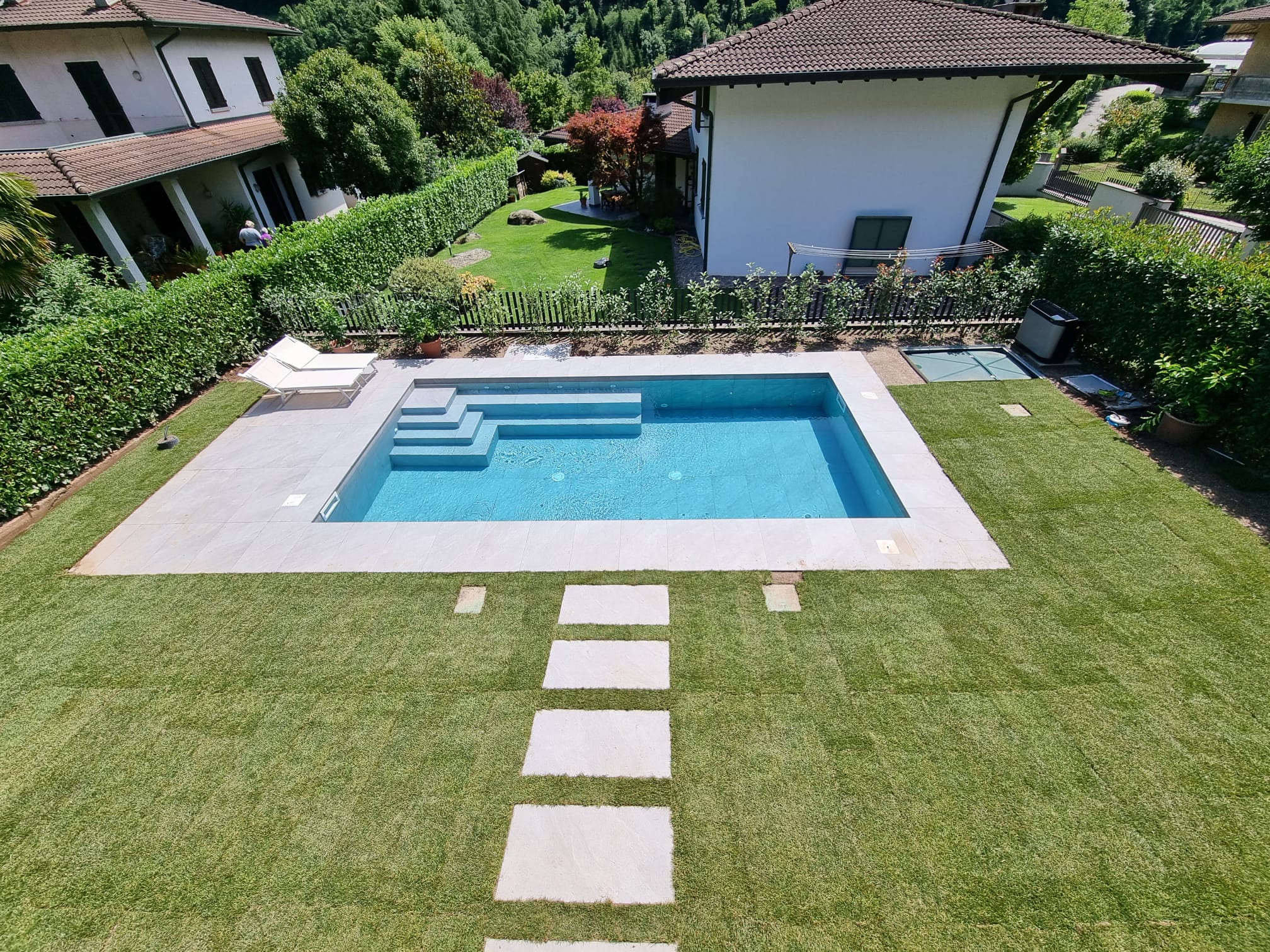Nuova piscina